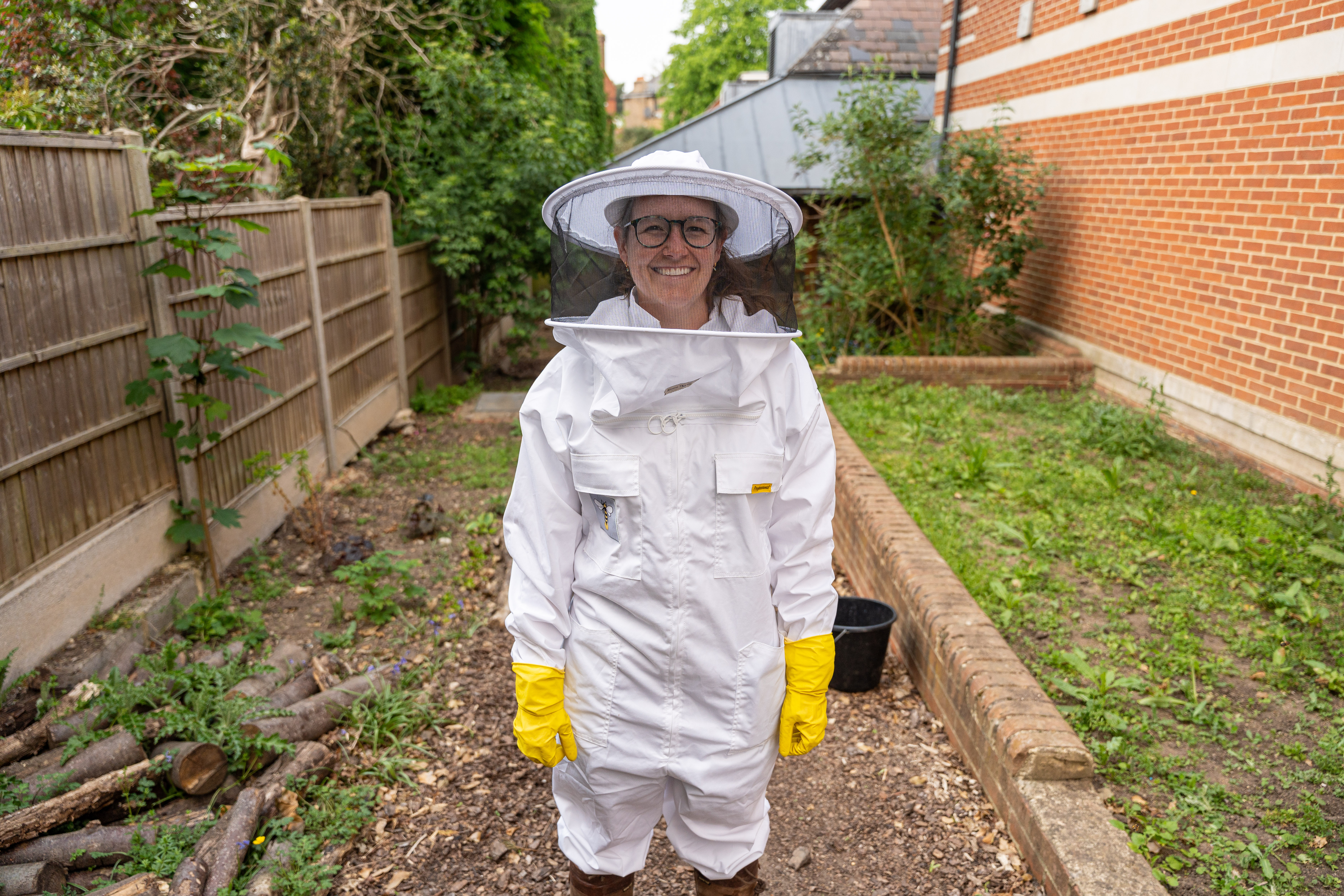 Bee 2